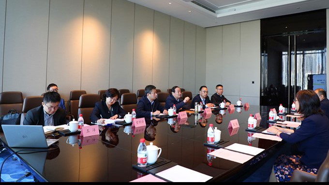 武威市委副書記、市長周偉一行與甘肅文旅集團交流座談